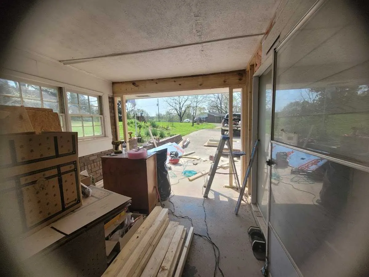 Air movers and dehumidifier for Water Mitigation Services in Woodfield